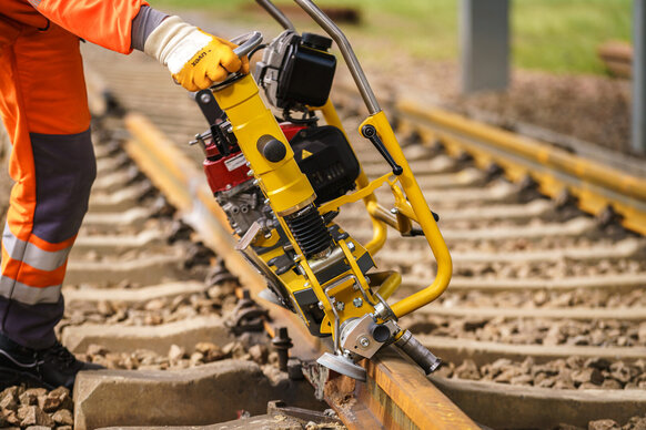 grinding the running surface with profile grinder